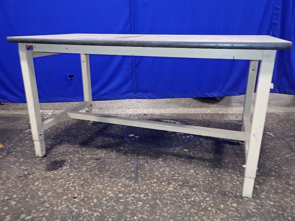 30"x60"x33" Workbench