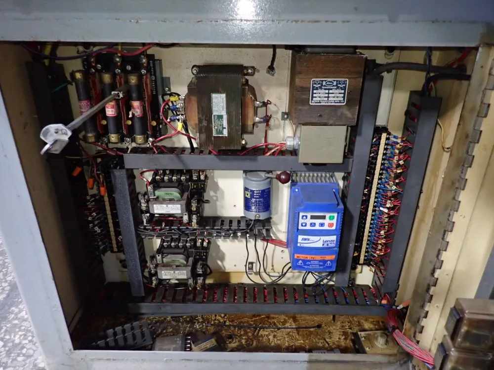 Jones & Lamson 7"x8" Lathe - 6