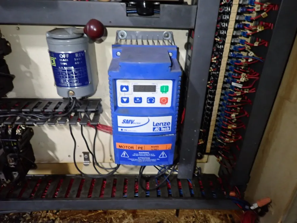 Jones & Lamson 7"x8" Lathe - 6