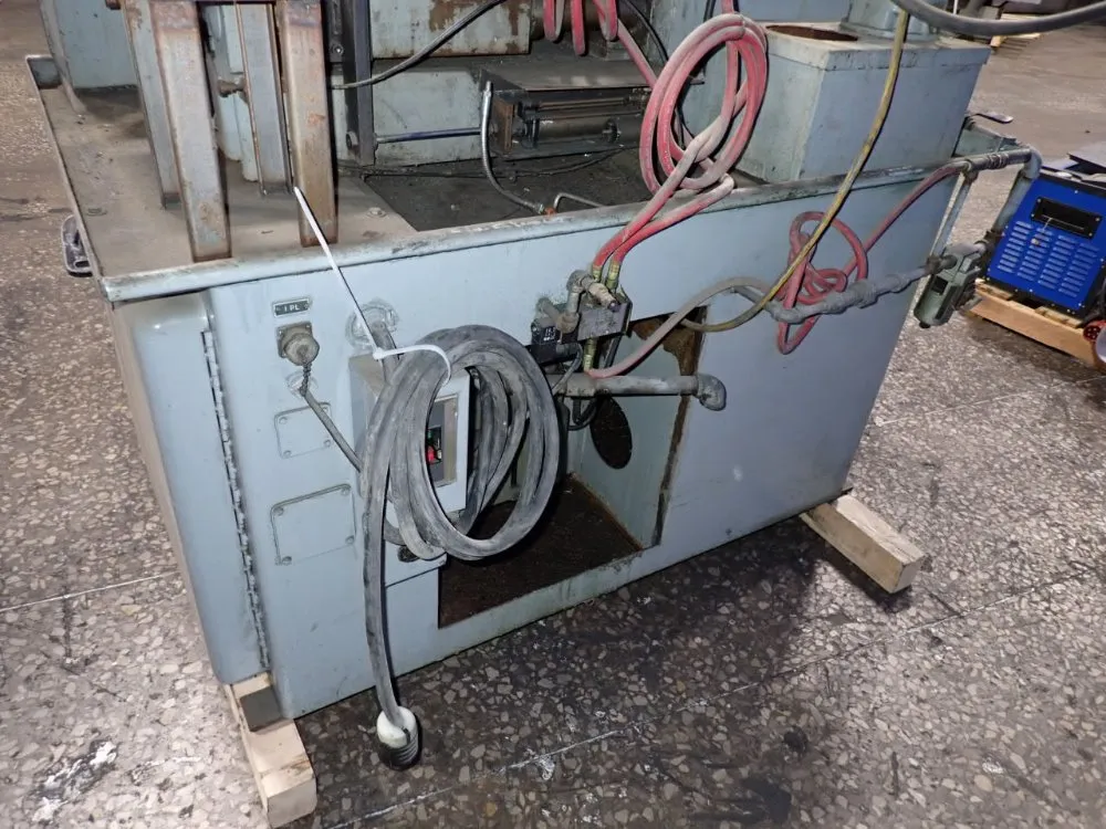 Jones & Lamson 7"x8" Lathe - 6