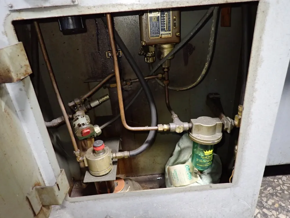 Jones & Lamson 7"x8" Lathe - 6