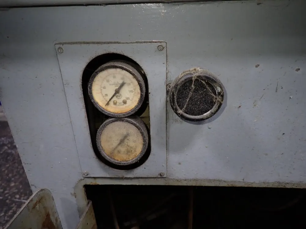 Jones & Lamson 7"x8" Lathe - 6