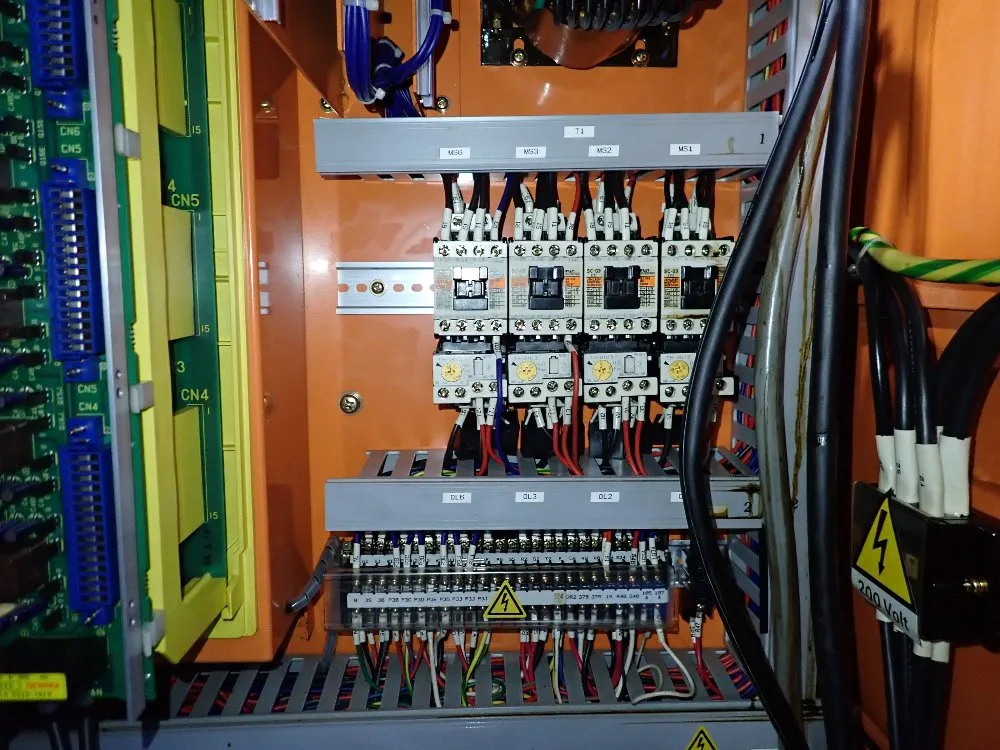 Kitamura 16" X 35" Cnc Vmc - Mycenter 3x