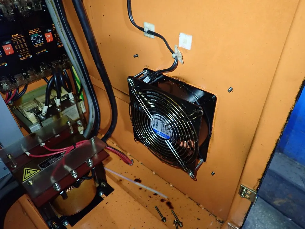 Kitamura 16" X 35" Cnc Vmc - Mycenter 3x