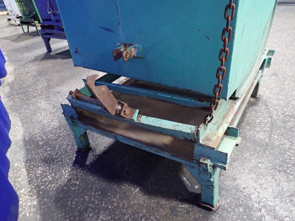 59" X 36" X 36" Self Dumping Hopper