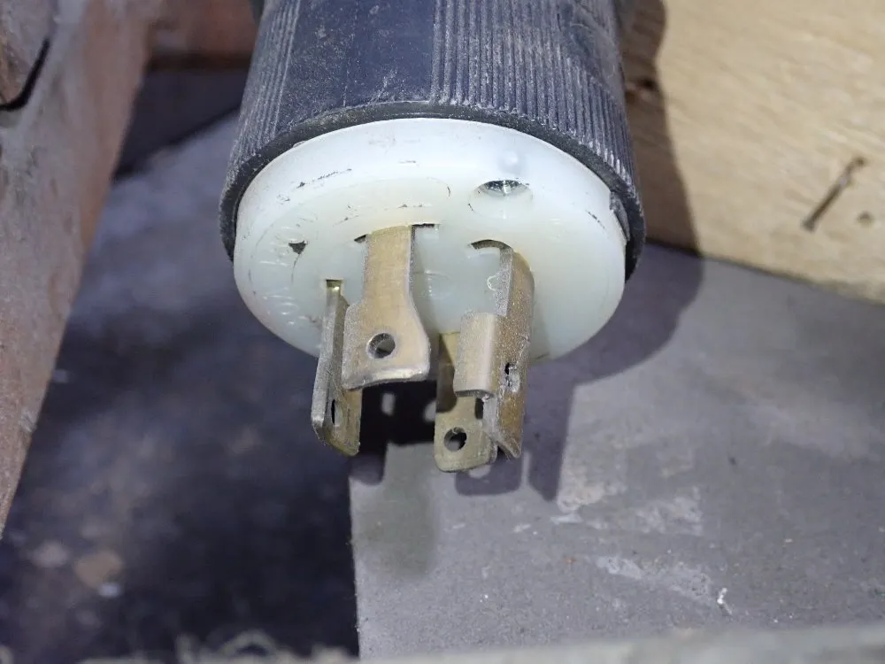 Miller 300 Amp Welder - Deltaweld 302