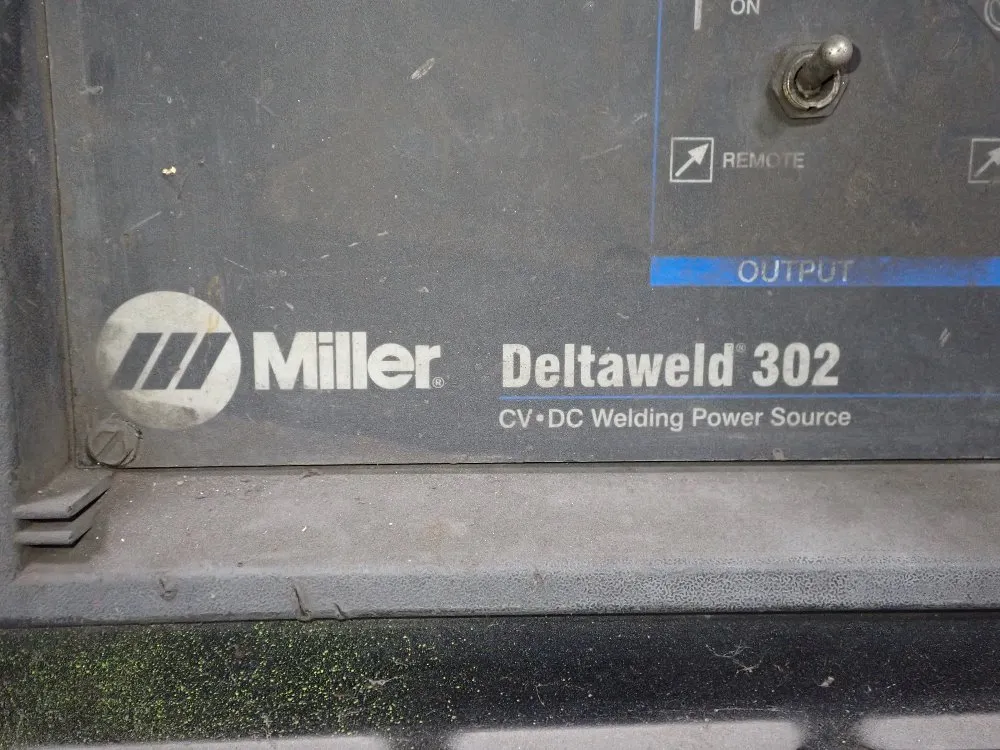 Miller 300 Amp Welder - Deltaweld 302