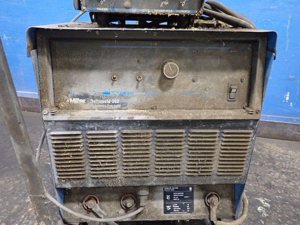 Miller 300 Amp Welder - Deltaweld 302