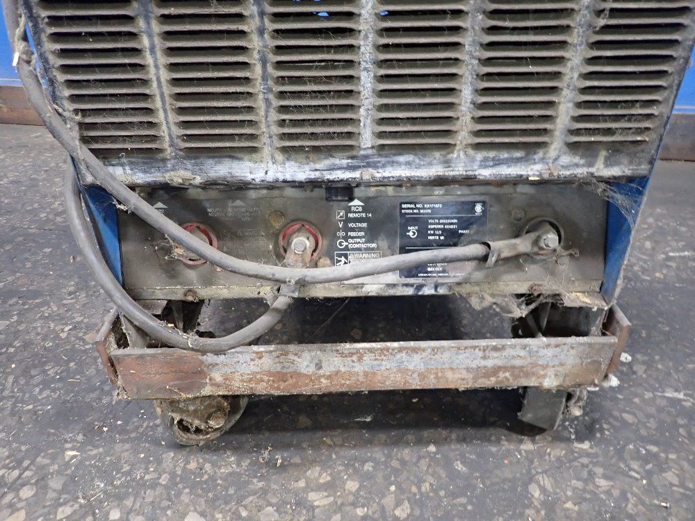 Miller 300 Amp Welder - Deltaweld 302