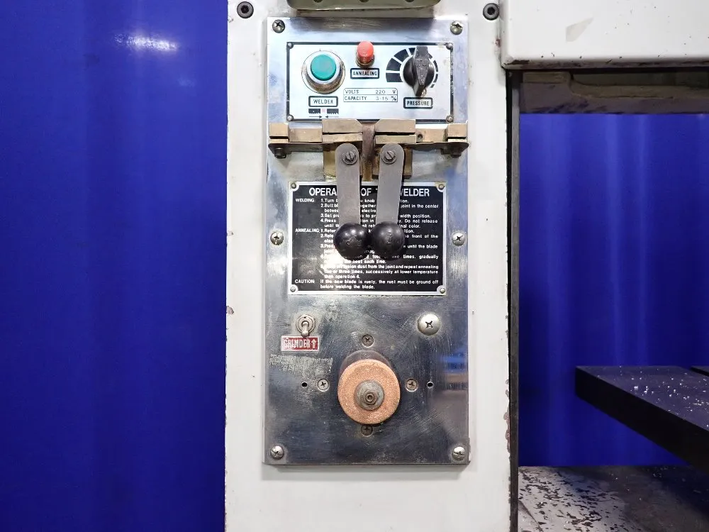 Msc 18" Vertical Band Saw - 0514639