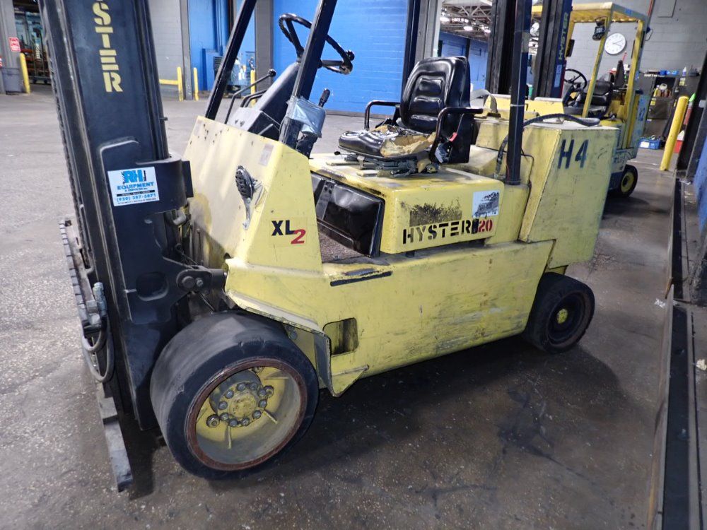 Hyster 7200 Lbs Propane Forklift - S120xl2s