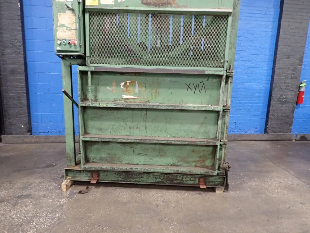 Fox 60"x30"x96" Baler