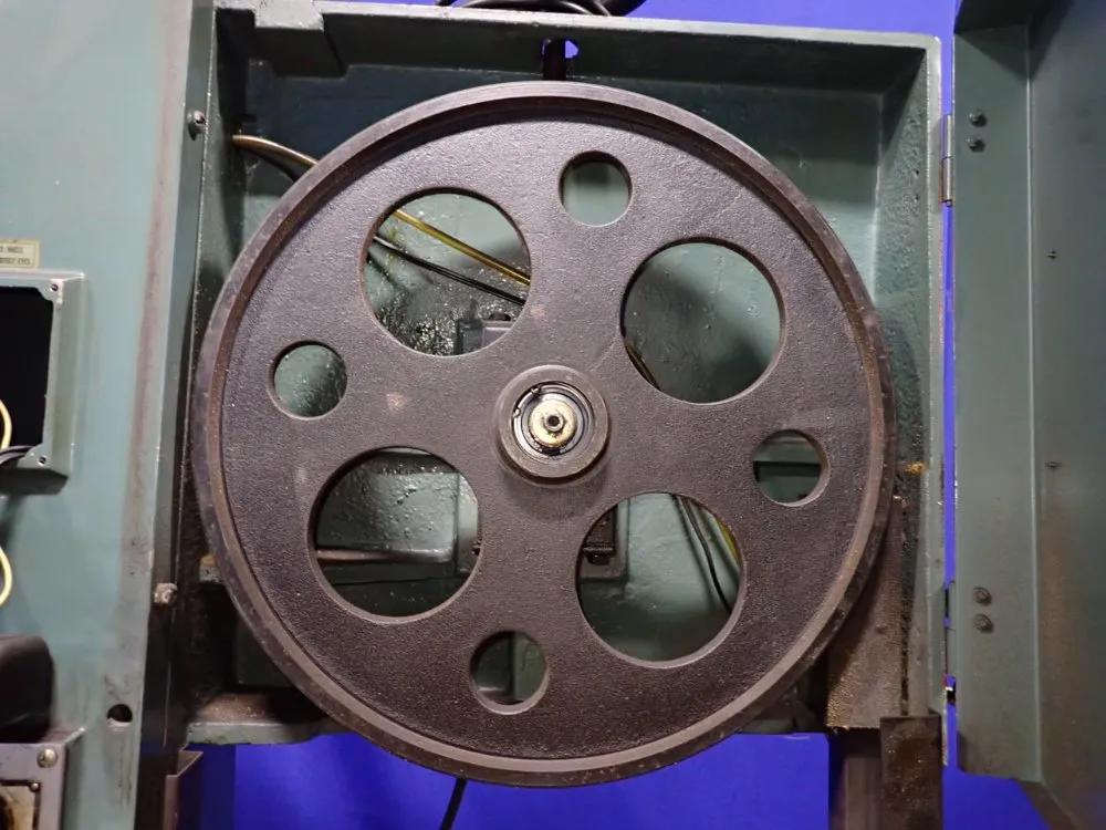 Rutland Tool & Supply Co 18" Vertical Bandsaw