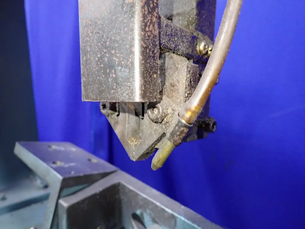 Rutland Tool & Supply Co 18" Vertical Bandsaw