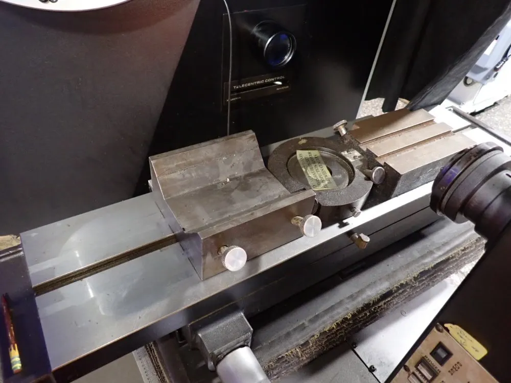 Federal 15" Optical Comparator - Vp15