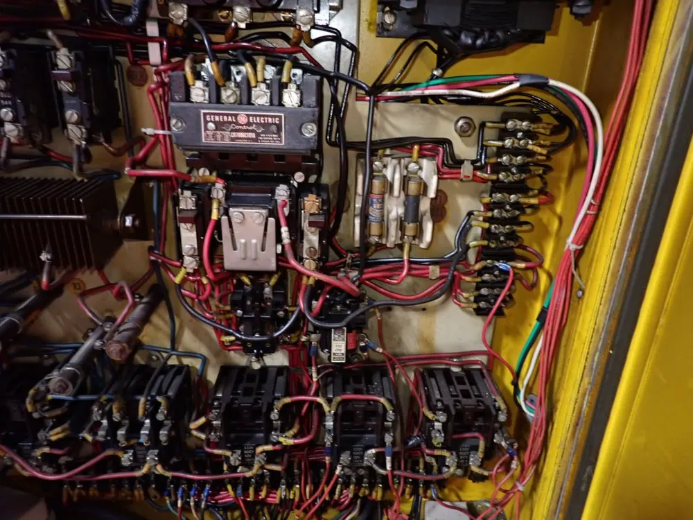 Brown & Sharpe 37"x8" Od Grinder - 2