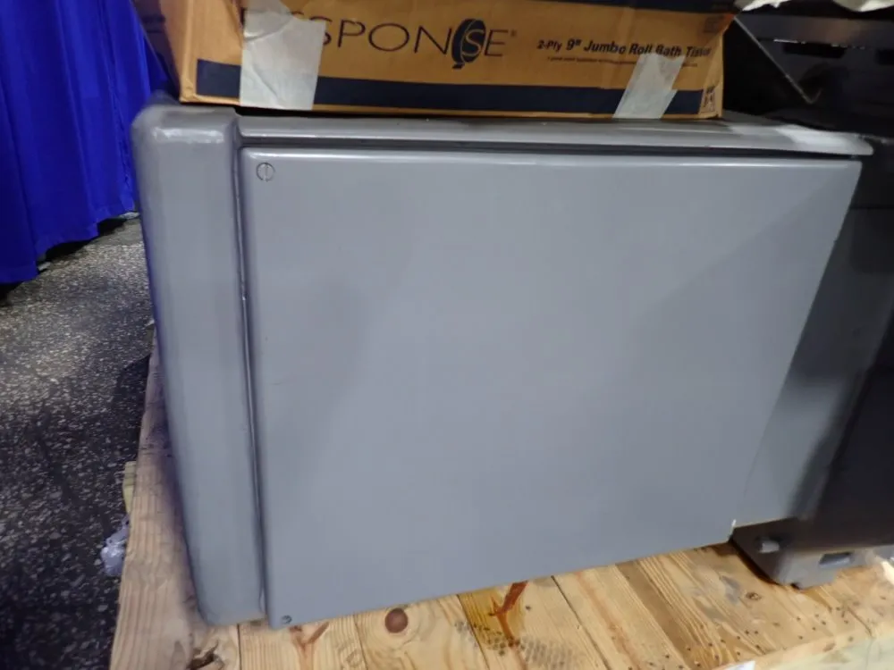 Brown & Sharpe 37"x8" Od Grinder - 2