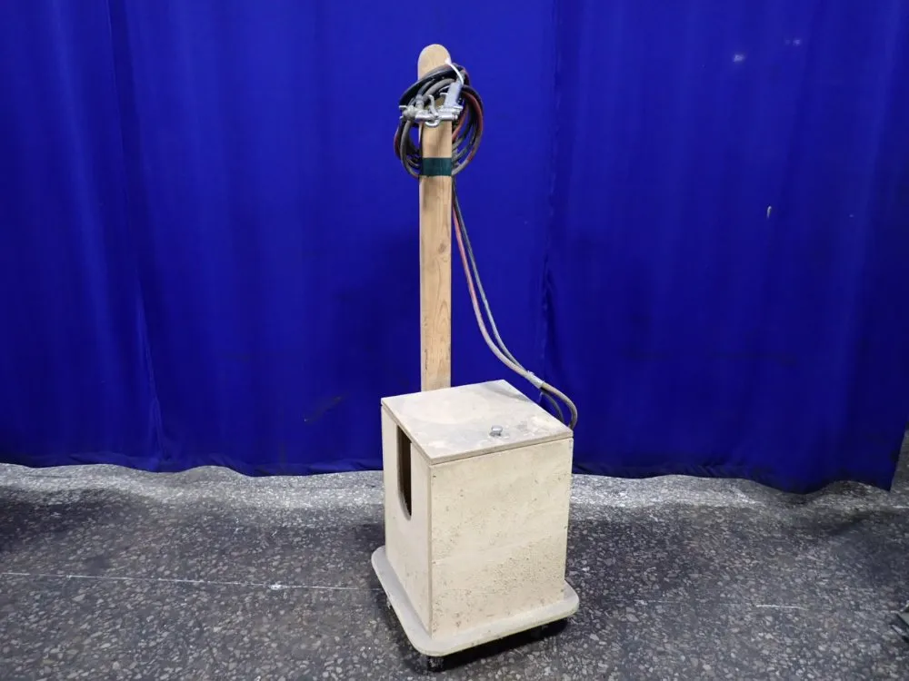 Bink 10"x10"x10" Tank W/ Spray Gun