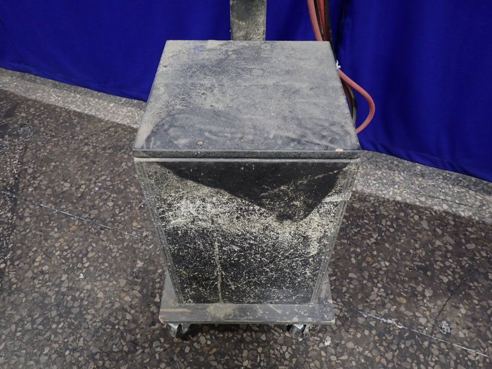 10"x10"x10" Tank W/ Spray Gun