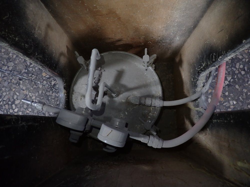 10"x10"x10" Tank W/ Spray Gun