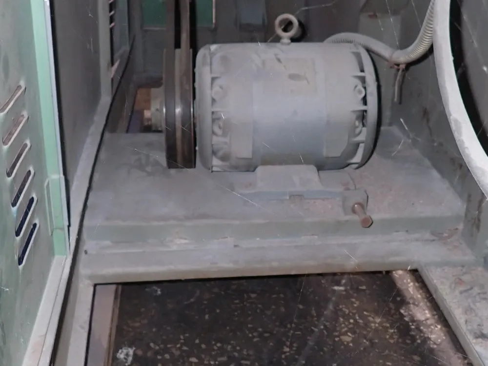 Grob 60 1/2" Throat Vertical Bandsaw - Ns60