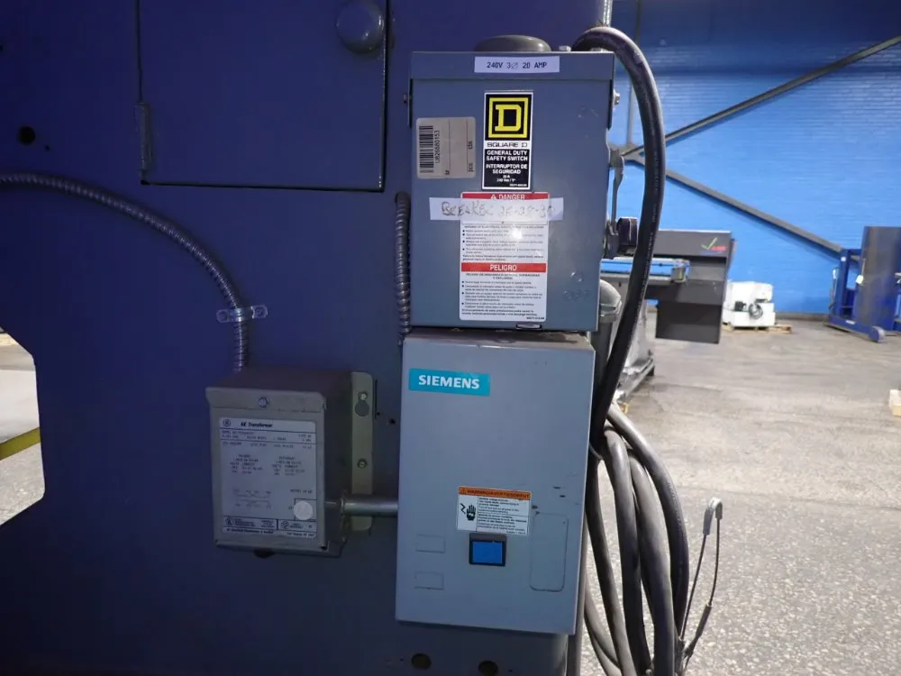 Grob 60 1/2" Throat Vertical Bandsaw - Ns60