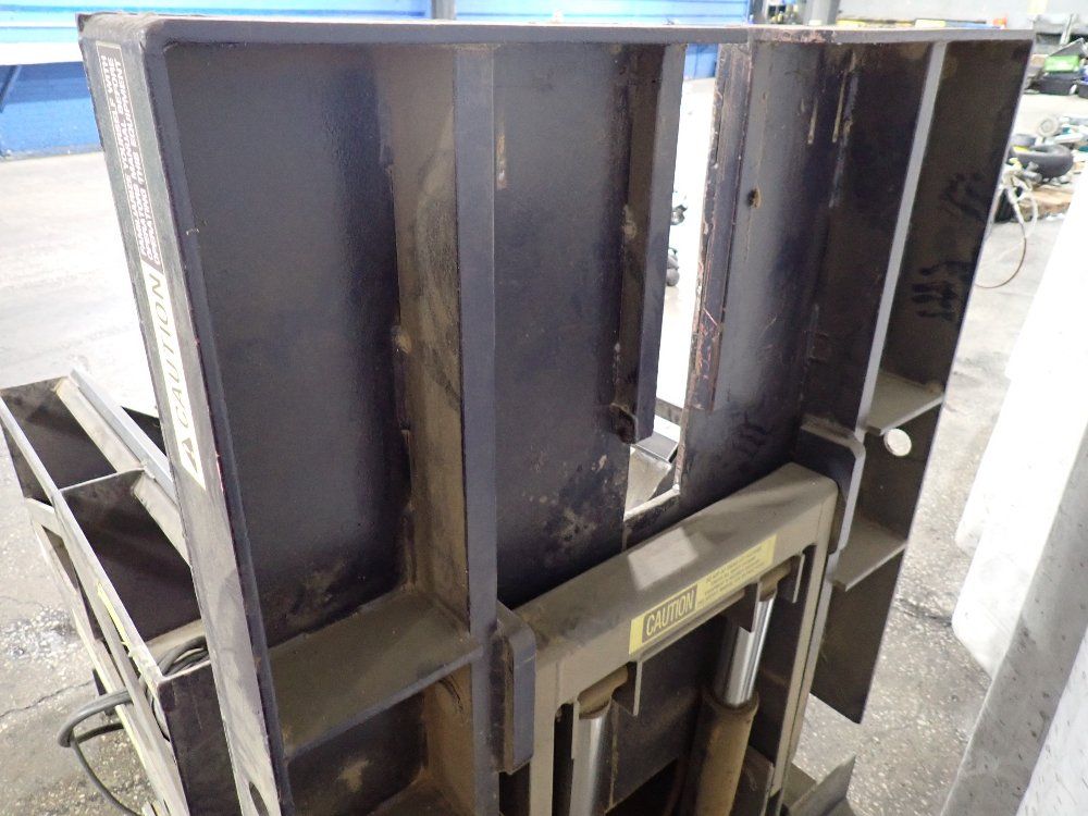 Autoquip 8000 Lbs Upender - 248-80npender