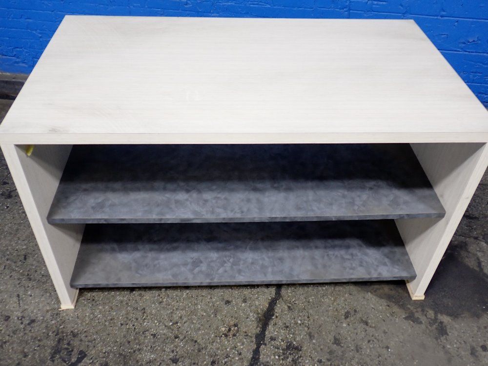 60" X 34" X 35" Shelf Unit