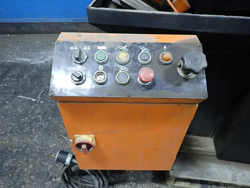 Cosen 13 1/2" X 25" Horizontal Band Saw - Sh-500m