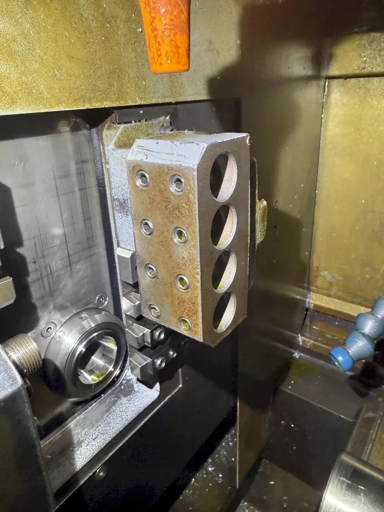 Tsugami Cnc Automatic Swiss Cnc Lathe - Bm16c-v