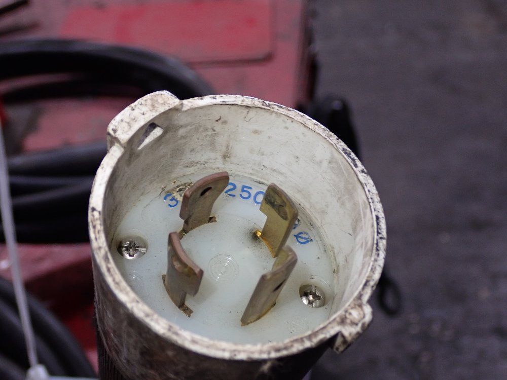 Lincoln Electric 200 Amp Welder - Sp-200