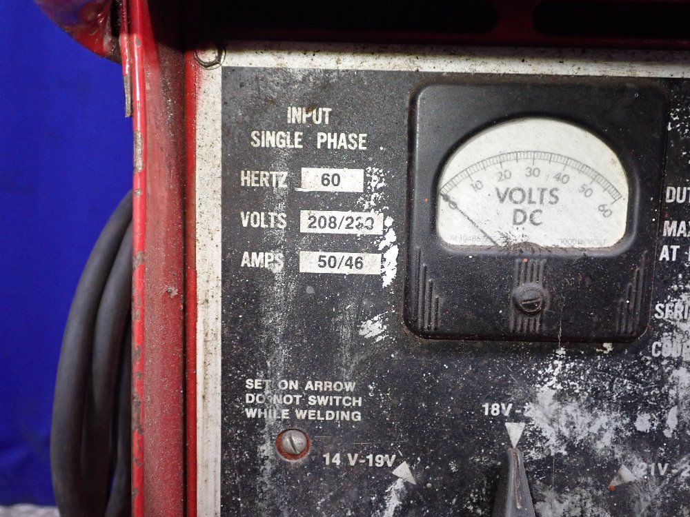 Lincoln Electric 200 Amp Welder - Sp-200