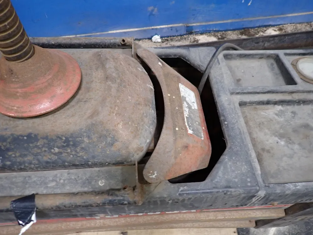 Coats Company Tire Machine - 40-40sa