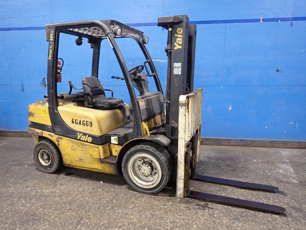 Yale 5550 Lbs Propane Forklift - Glp060vxevre087
