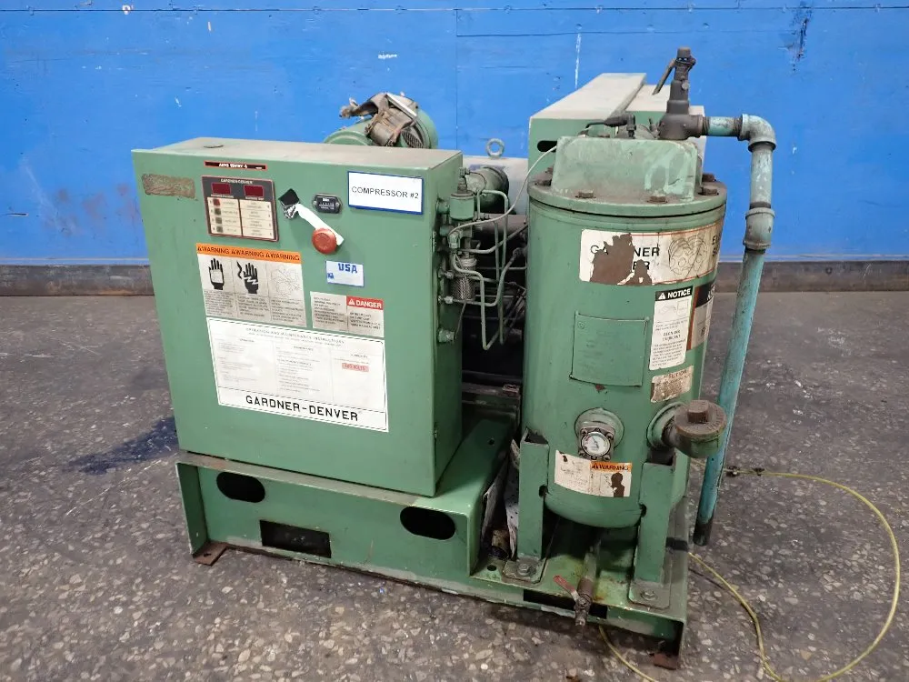 AIR COMPRESSOR