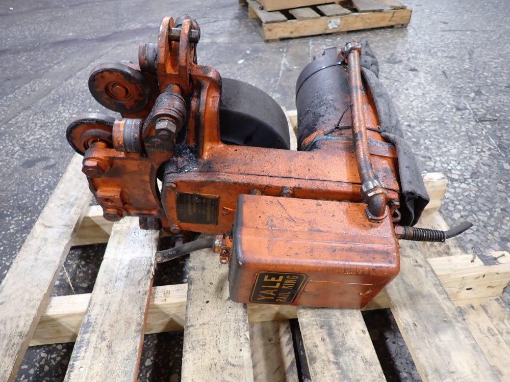 Yale Electric Chain Hoist - T3a75m1fp