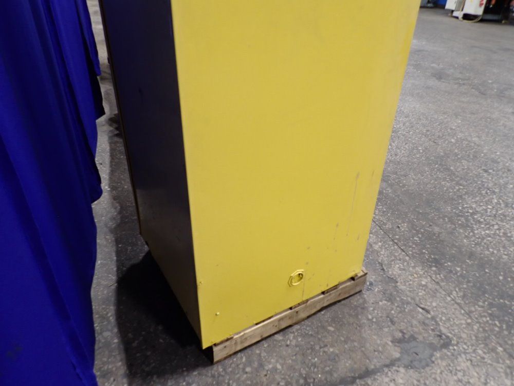 Eagle 60 Gal Flammable Cabinet - 1962