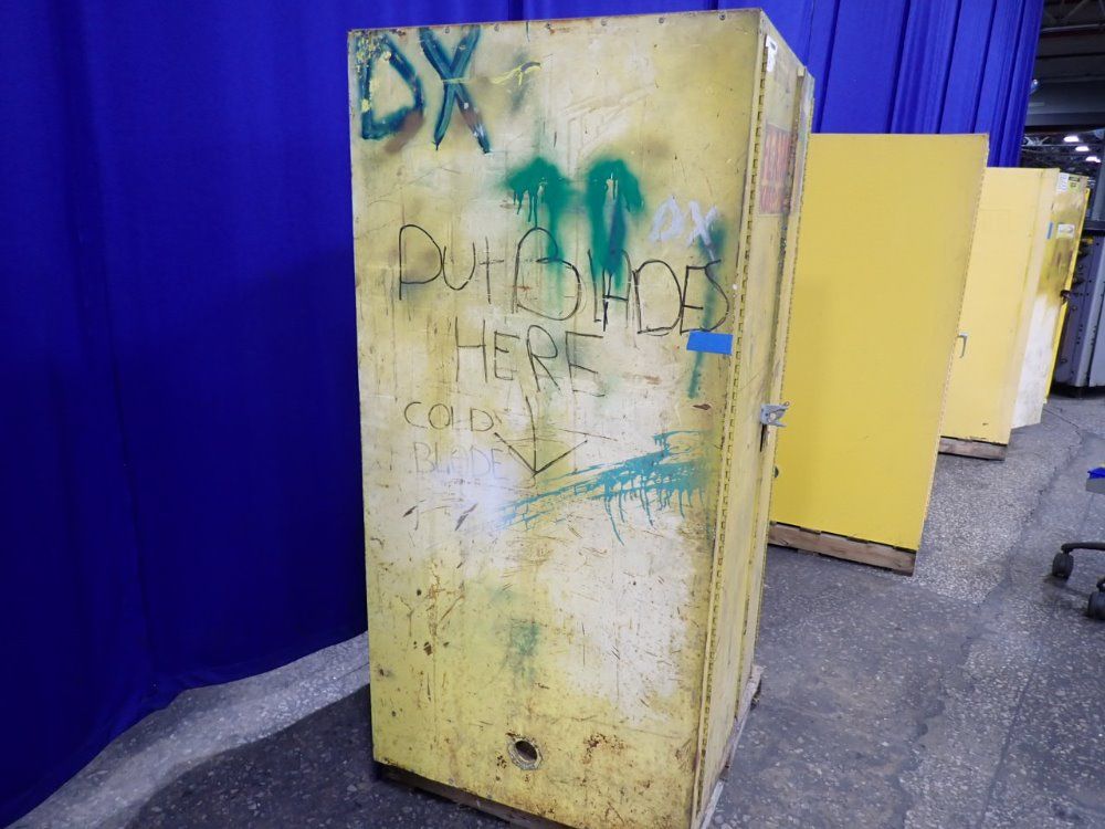 28"x30"x61" Flammable Cabinet