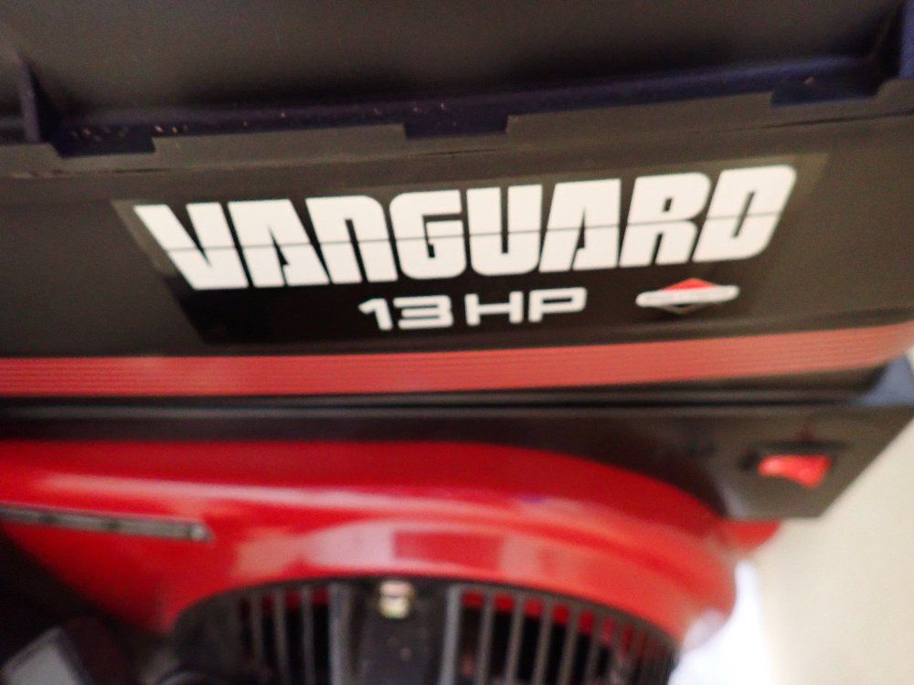 Briggs And Statton 13 Hp Vanguard Engine - 136200