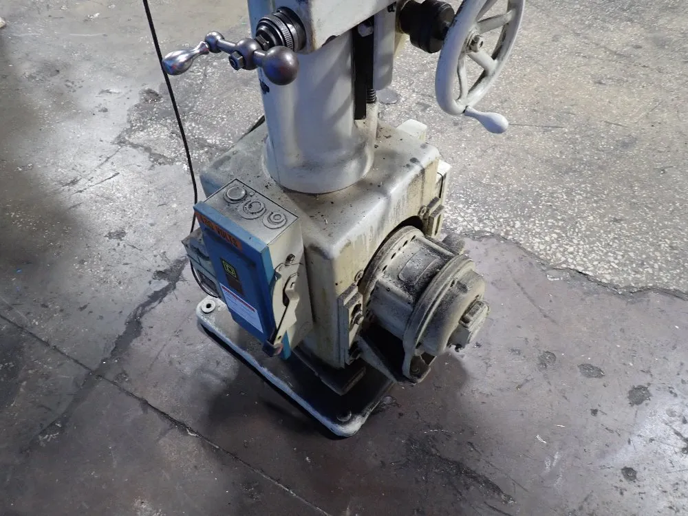 Federal Machine Sales Co. 29"x5" Tool Grinder