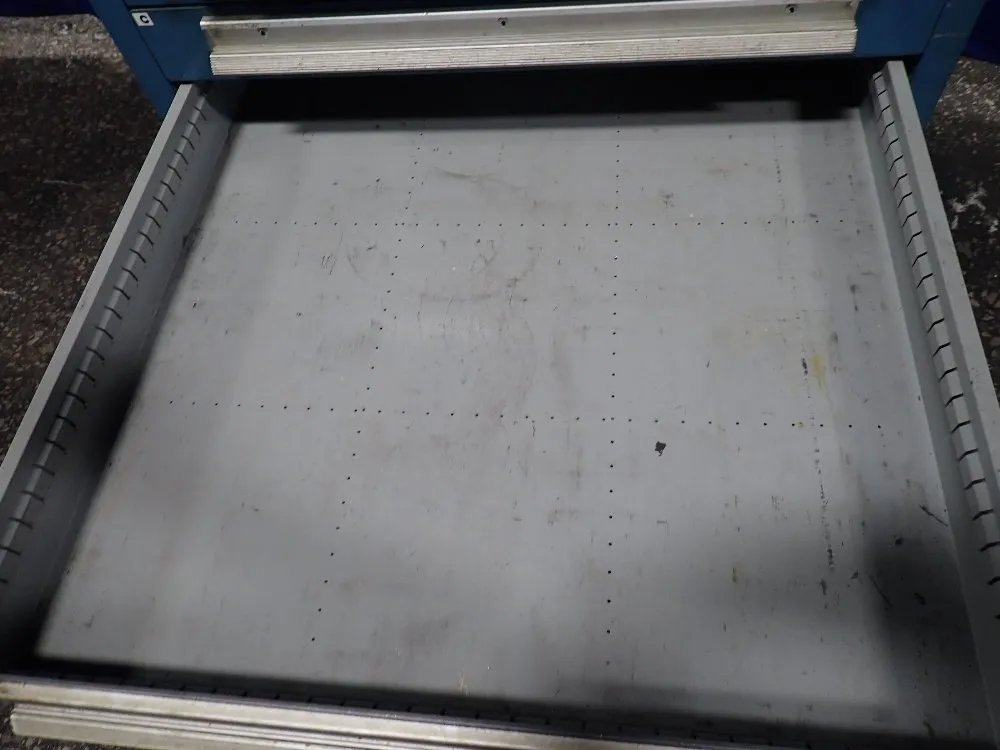 7 Drawers Tool Cabinet