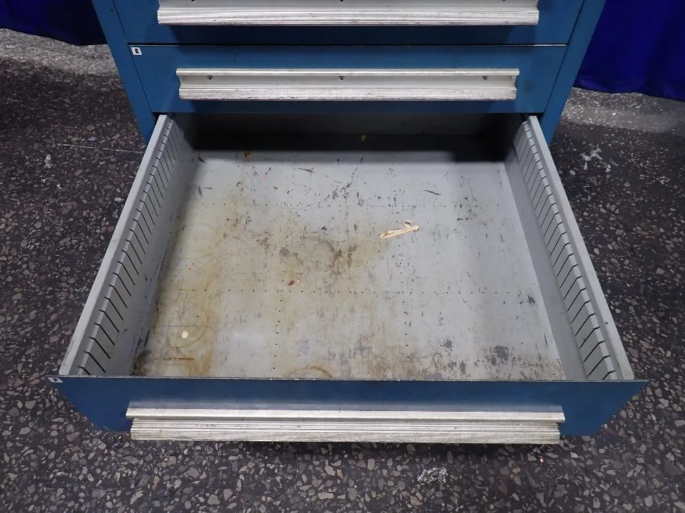 7 Drawers Tool Cabinet