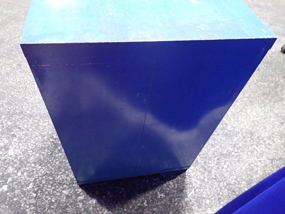 7 Drawers Tool Cabinet