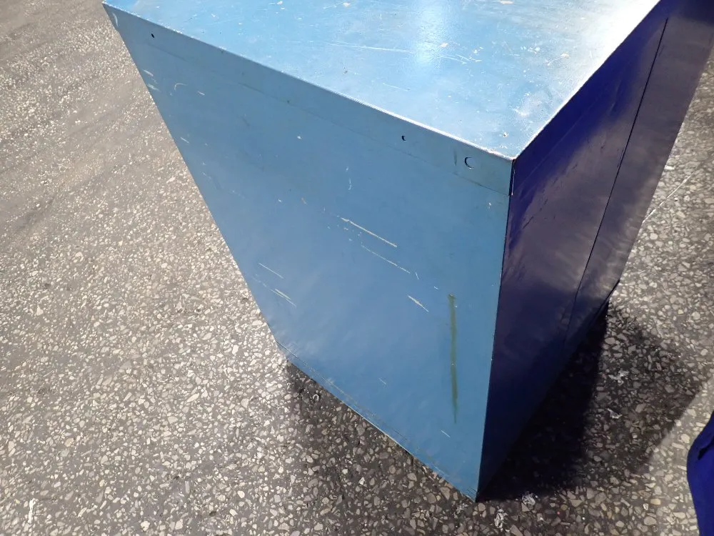 7 Drawers Tool Cabinet