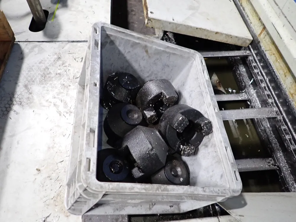 Bridgeport 27 1/2" X 67" Cnc Vmc - Xr 1500e