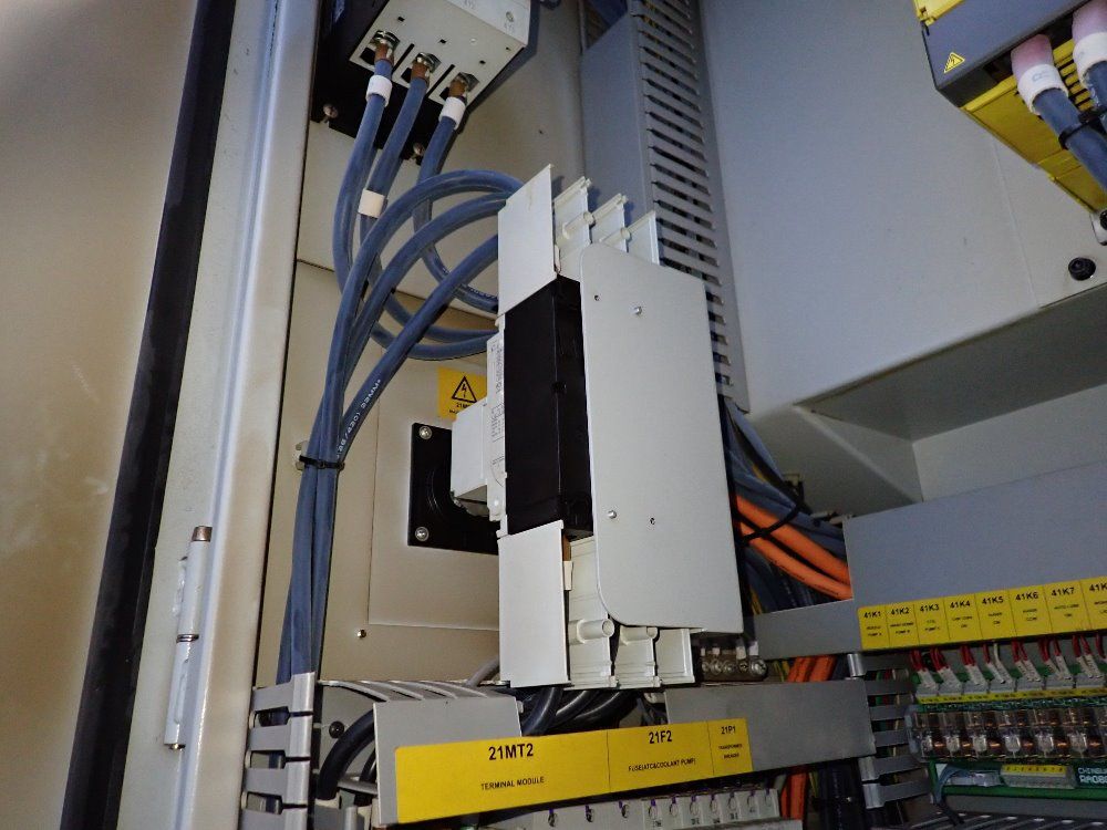 Bridgeport 27 1/2" X 67" Cnc Vmc - Xr 1500e