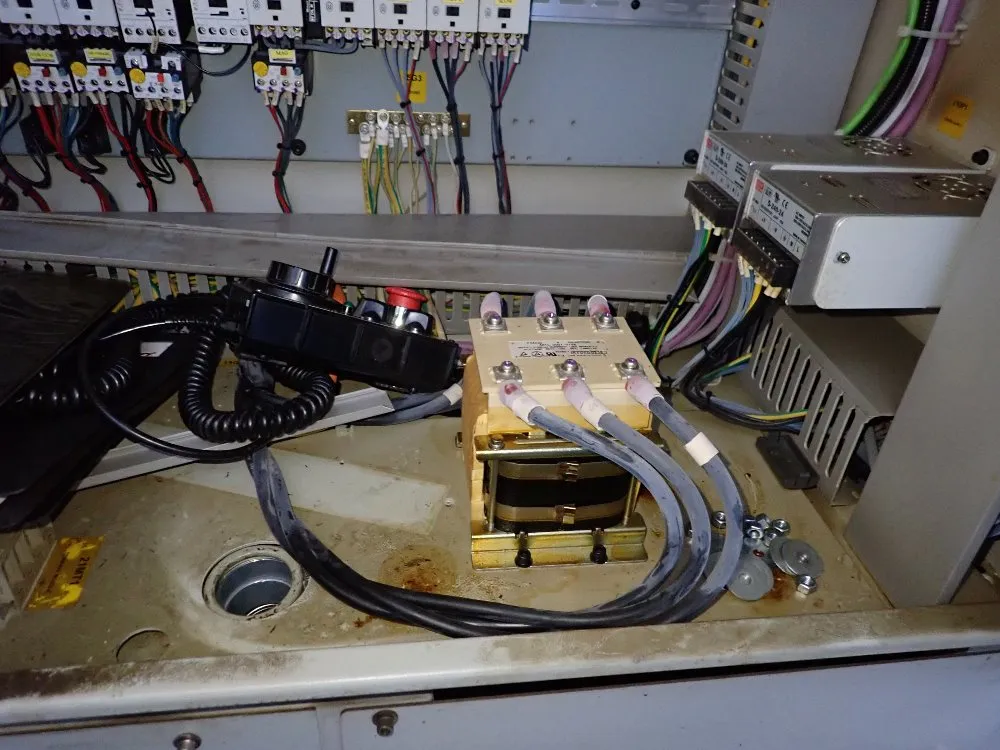 Bridgeport 27 1/2" X 67" Cnc Vmc - Xr 1500e