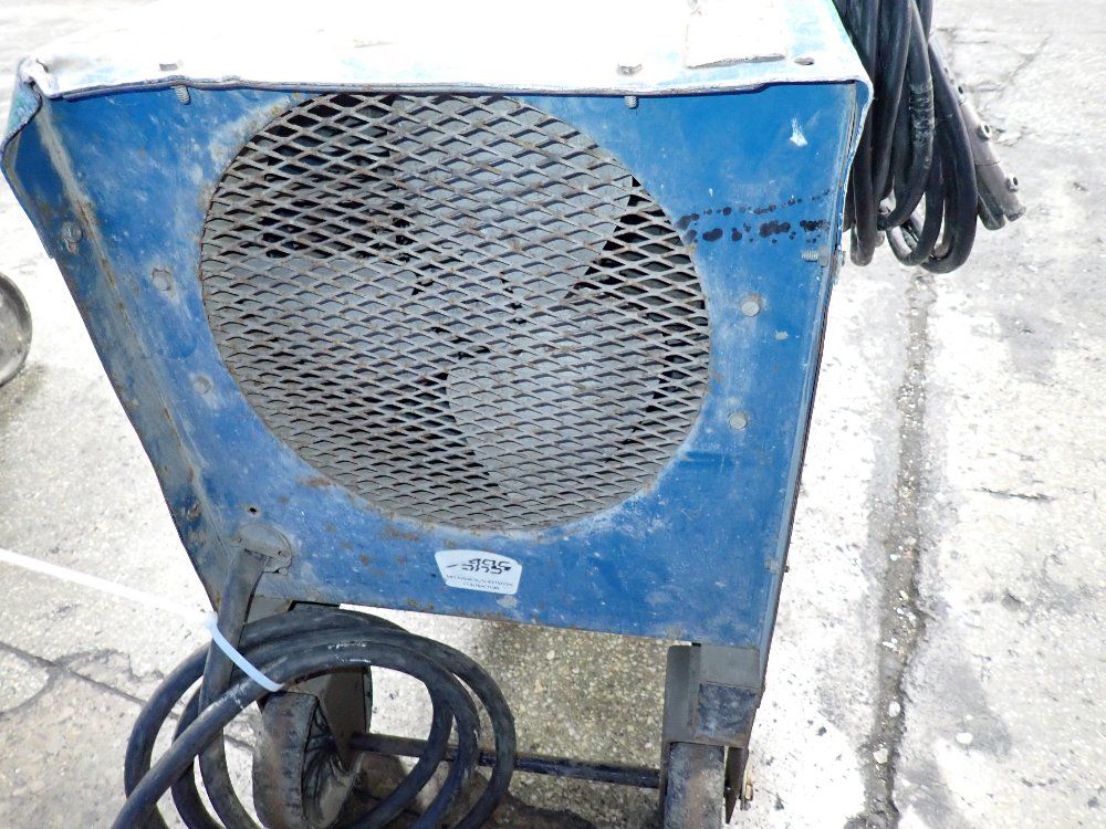 Miller 250 Amp Welder - Dialarc 250