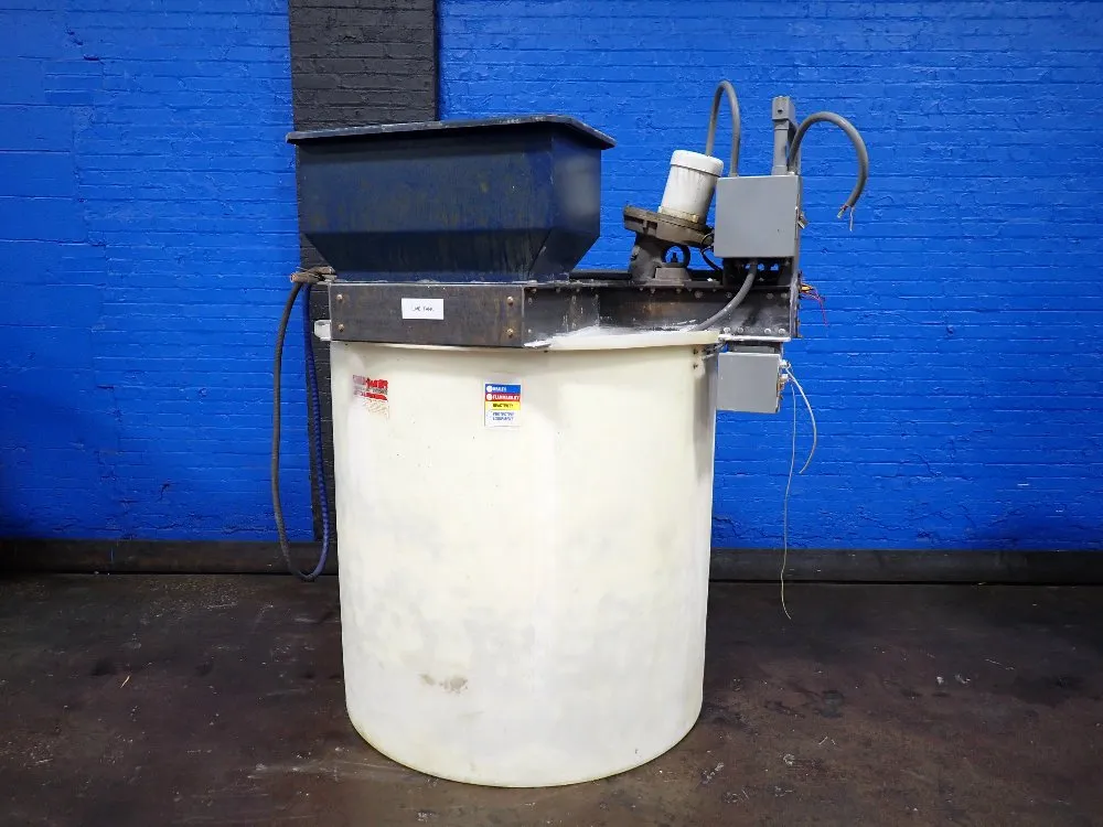 Chem Tainer 560 Gallons Plastic Tank