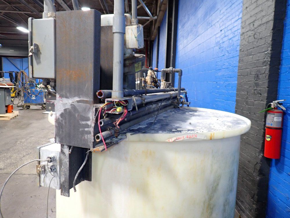 Chem Tainer 560 Gallons Plastic Tank